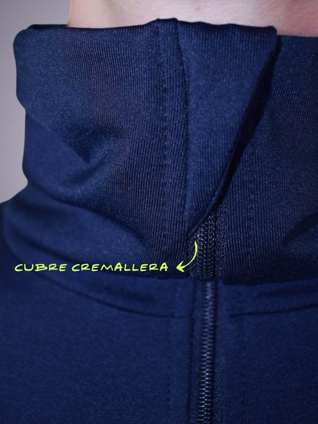WOMEN’S THERMAL HALF ZIP TEE