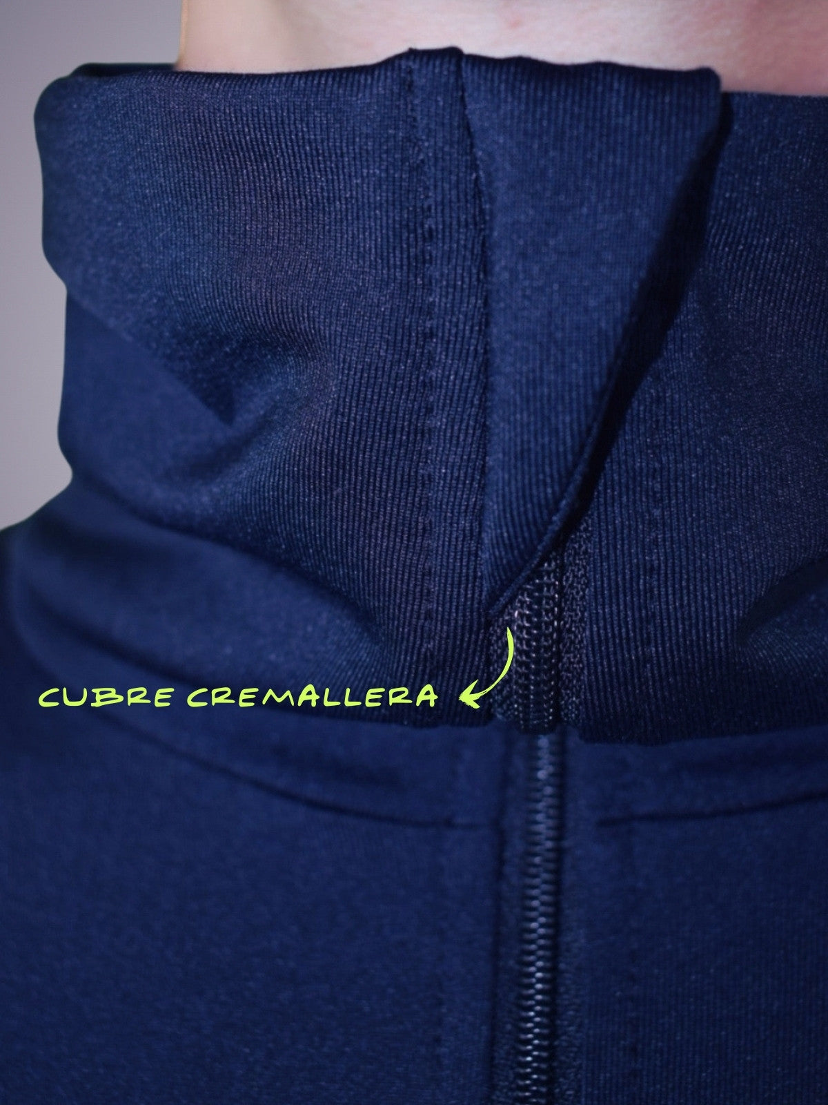 WOMEN’S THERMAL HALF ZIP TEE
